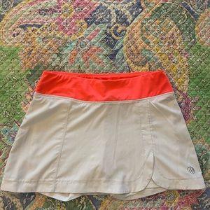 Woman’s tennis skirt. Size S. MPG